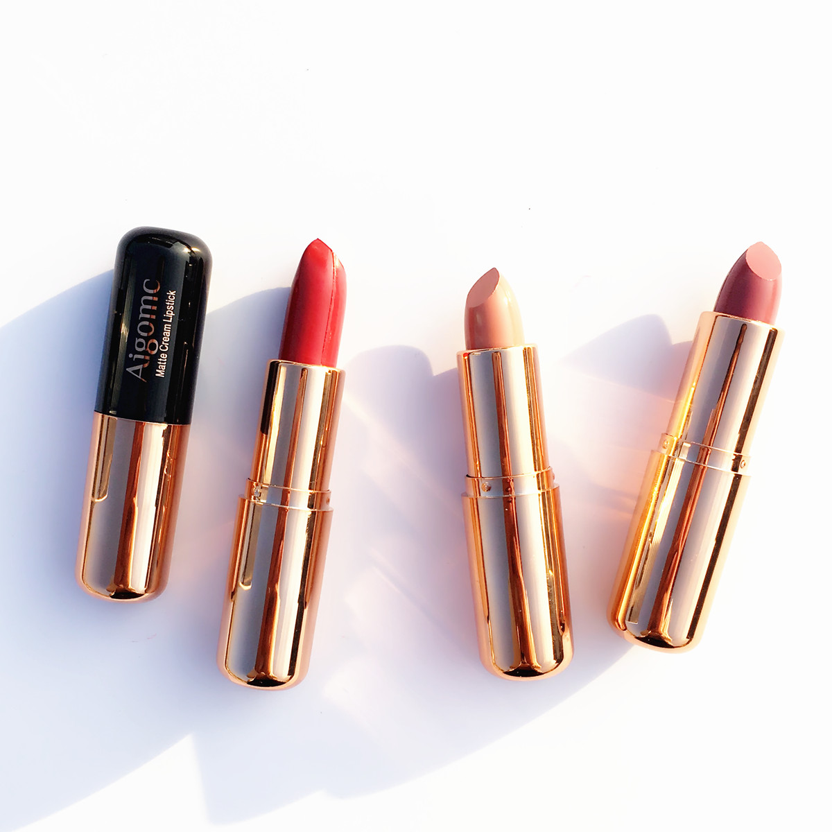 Cheap Bulk Products Fashion Color Lipsticks Makeup Lipstick Free Shipping Lip Sticks