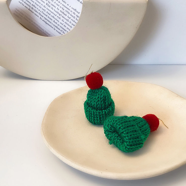 Winter Christmas wool cap for children sweet and fresh forest earrings