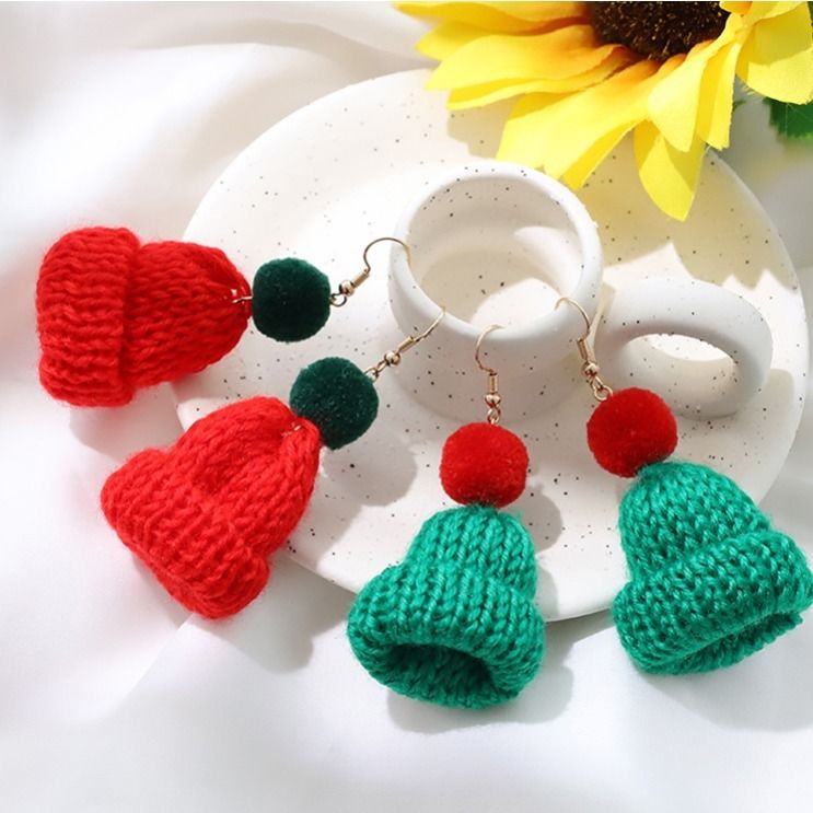 Winter Christmas wool cap for children sweet and fresh forest earrings