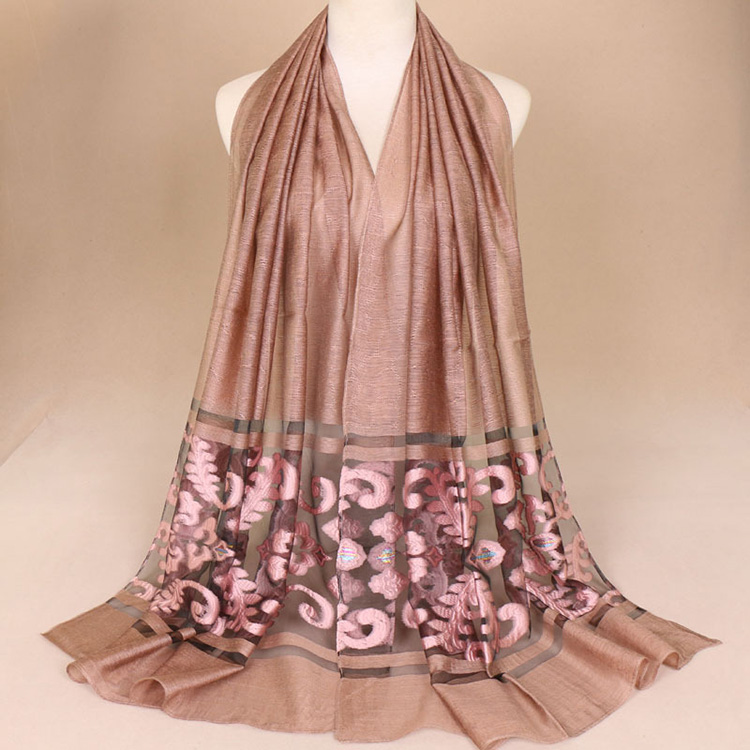 Hot sale of high-end boutique Muslim lady scarf