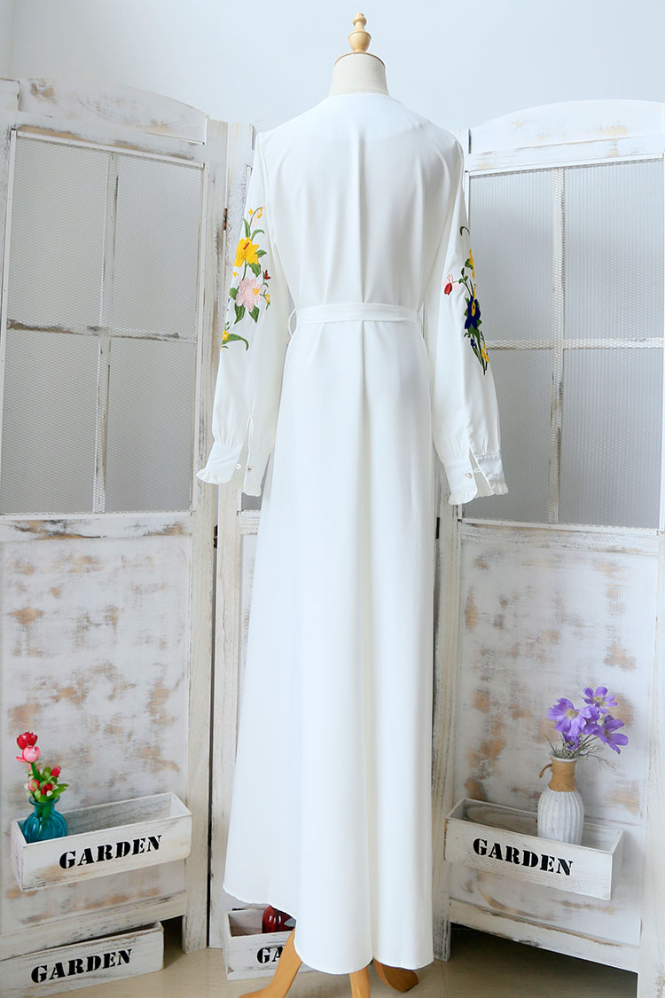 Arabian dubai tourism ladies embroidered robes