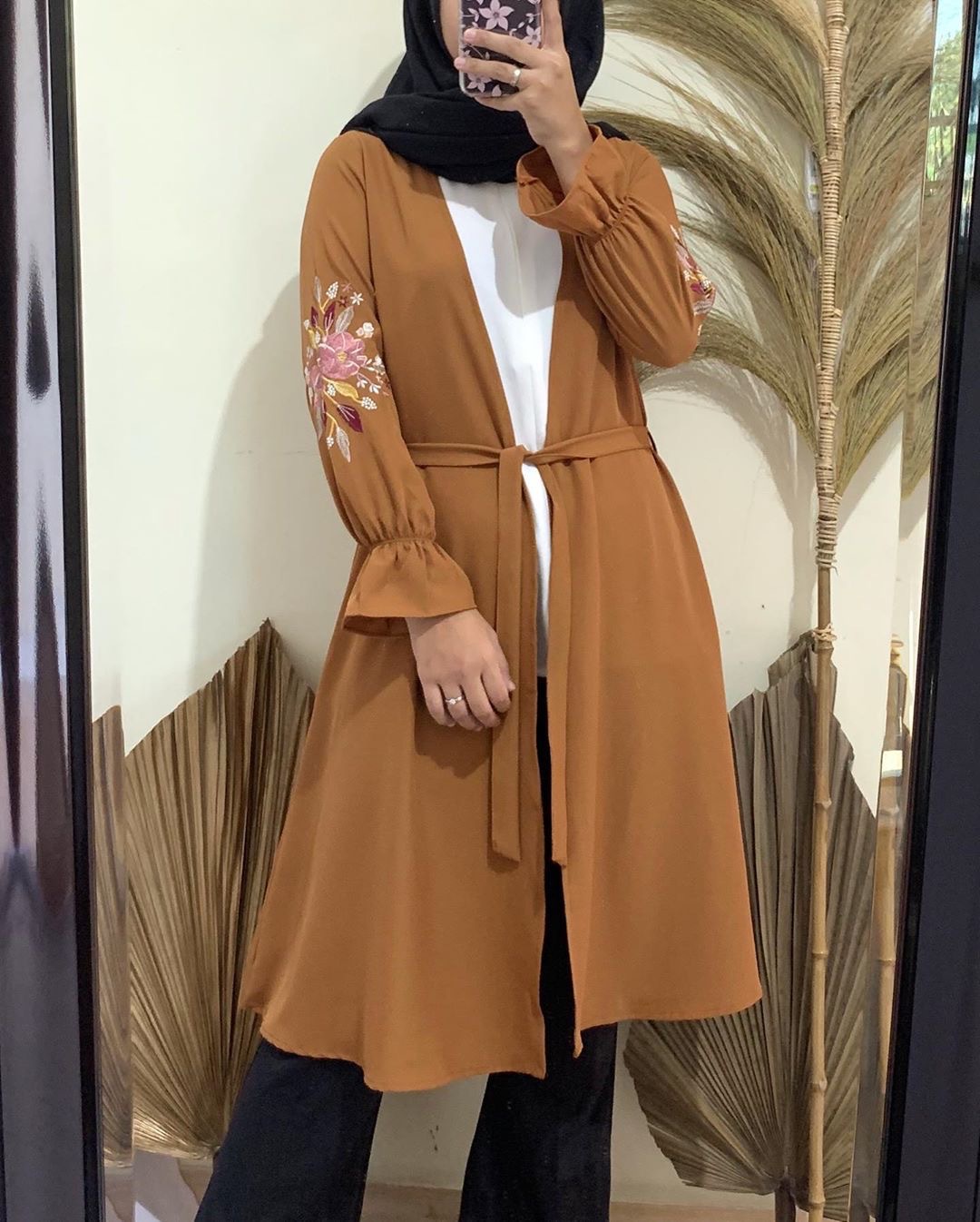 Arab fashion autumn conservative women's clothing spot fake two embroidered robes