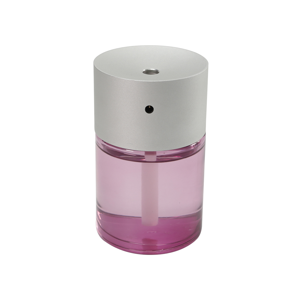 Small rechargeable essential oil aromatherapy machine
