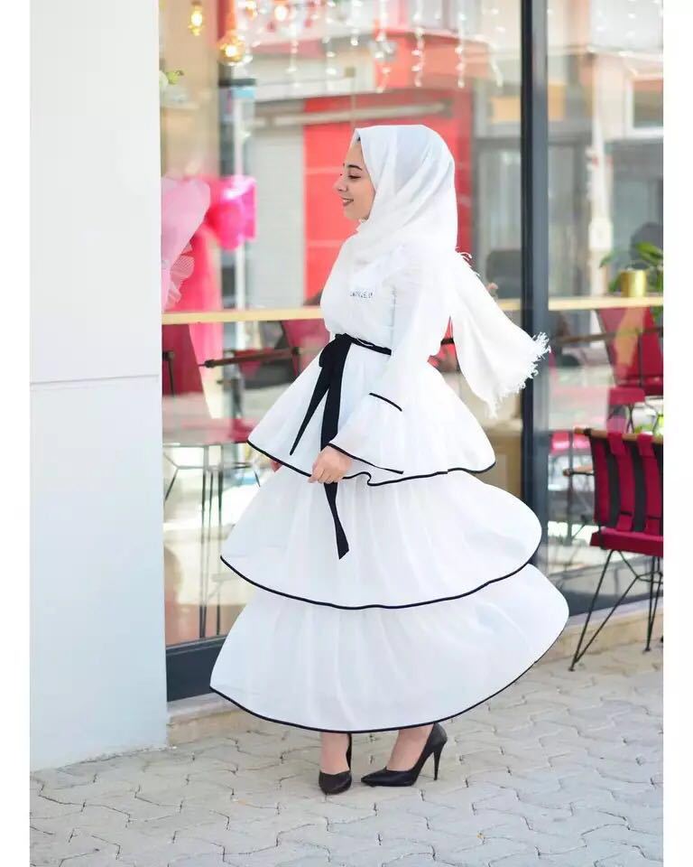 Muslim ethnic style plus-size women's dress Arabian fashion cake dress Dubai ankle length robe