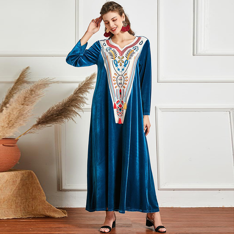 Arab Xinjiang ethnic wind sand special Middle East New Fashion autumn and winter golden velvet robe dress abaya