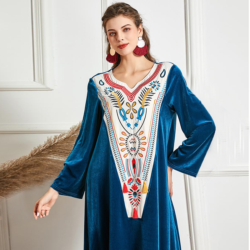 Arab Xinjiang ethnic wind sand special Middle East New Fashion autumn and winter golden velvet robe dress abaya