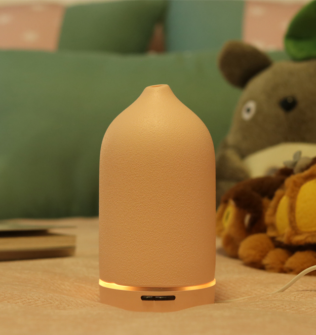 Household ceramic table aromatherapy machine