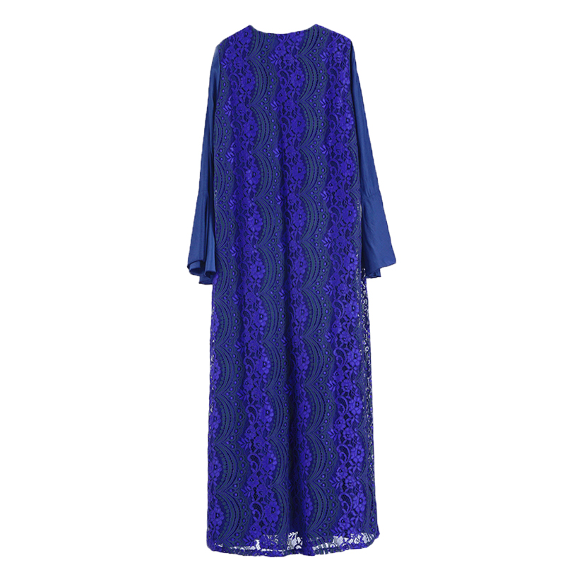 Arab high-end aristocratic posed robes