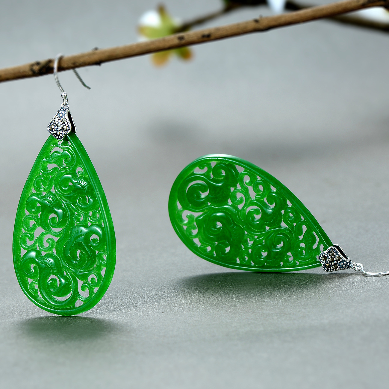 Chinese wind ms carved jade earrings