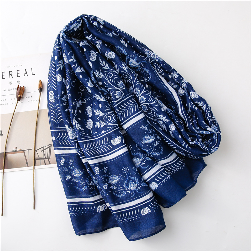 Muslim long cotton printed Arabic headscarf