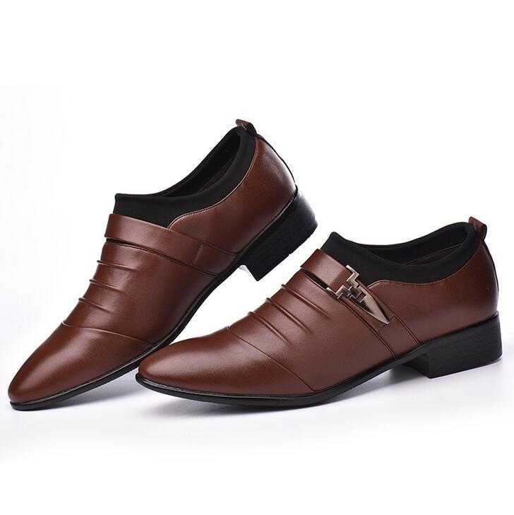 2020 new casual autumn Middle Eastern men's leather shoes