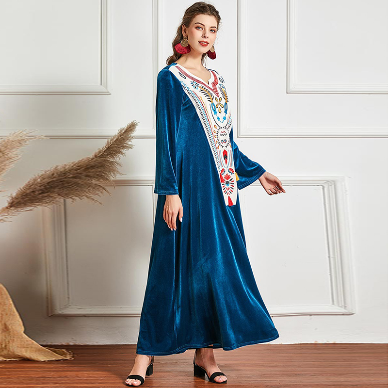 Arab Xinjiang ethnic wind sand special Middle East New Fashion autumn and winter golden velvet robe dress abaya