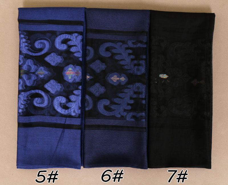 Hot sale of high-end boutique Muslim lady scarf