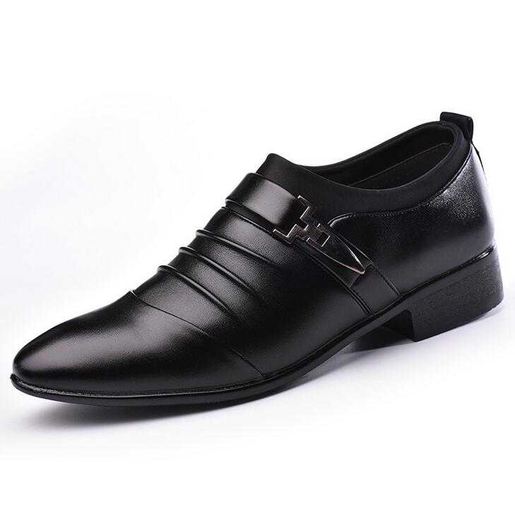 2020 new casual autumn Middle Eastern men's leather shoes
