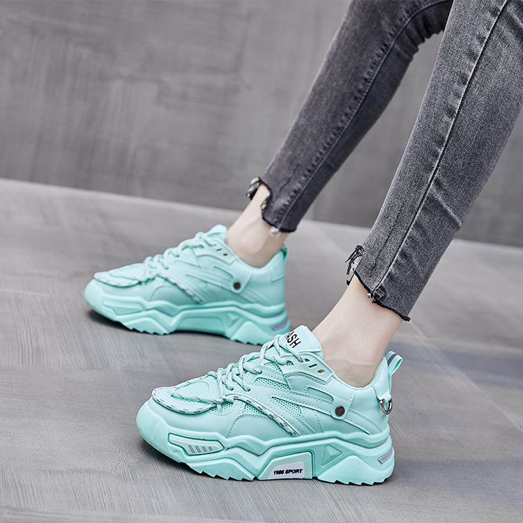 New arrival of multi - color casual Middle East Lady's sports shoes
