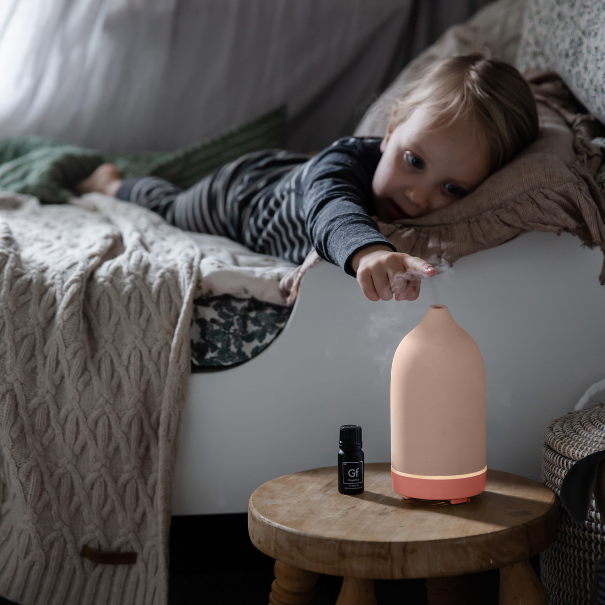 Household ceramic table aromatherapy machine