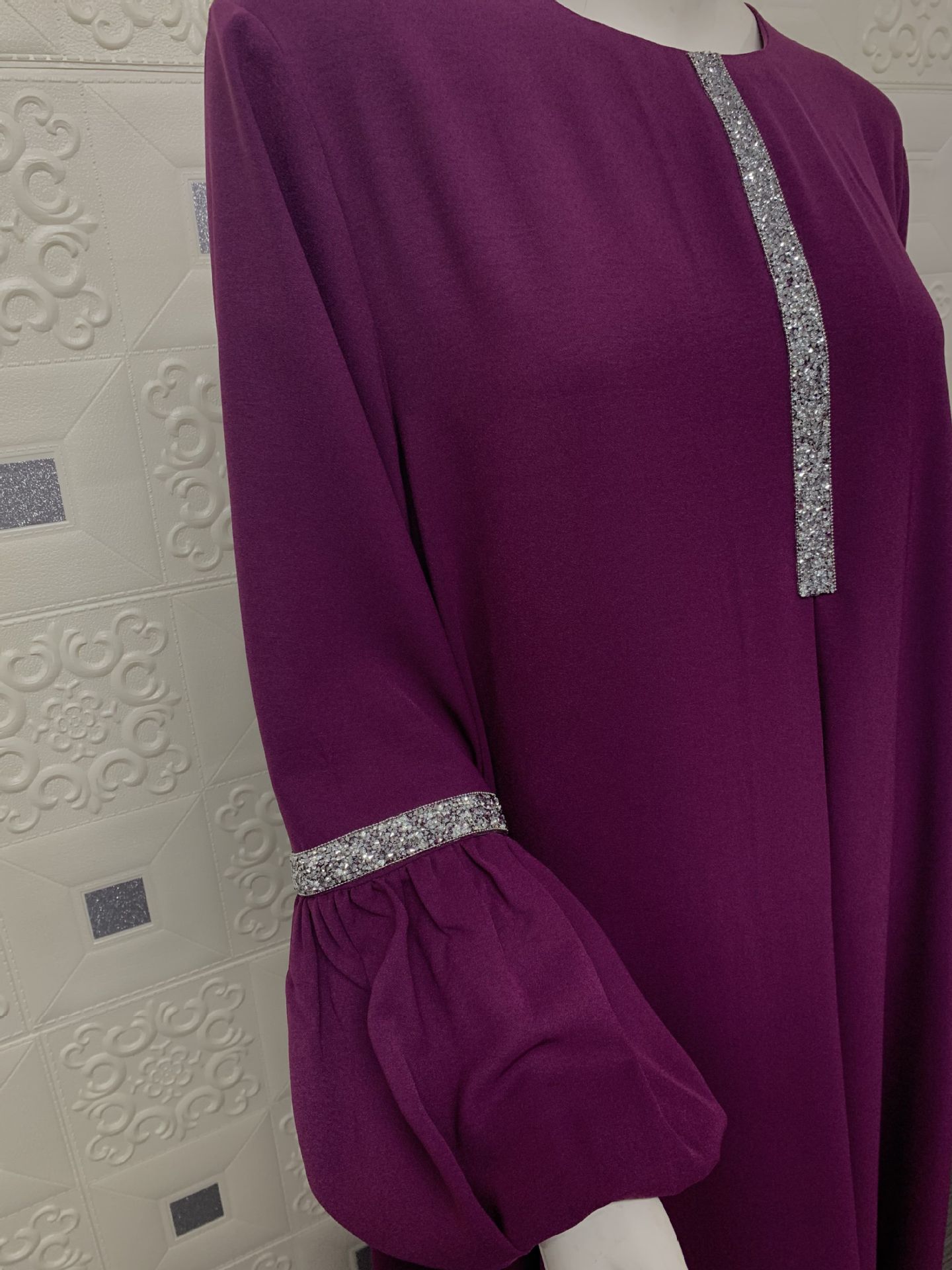 Ramadan fever in the Middle East buries an Arab lady's robe