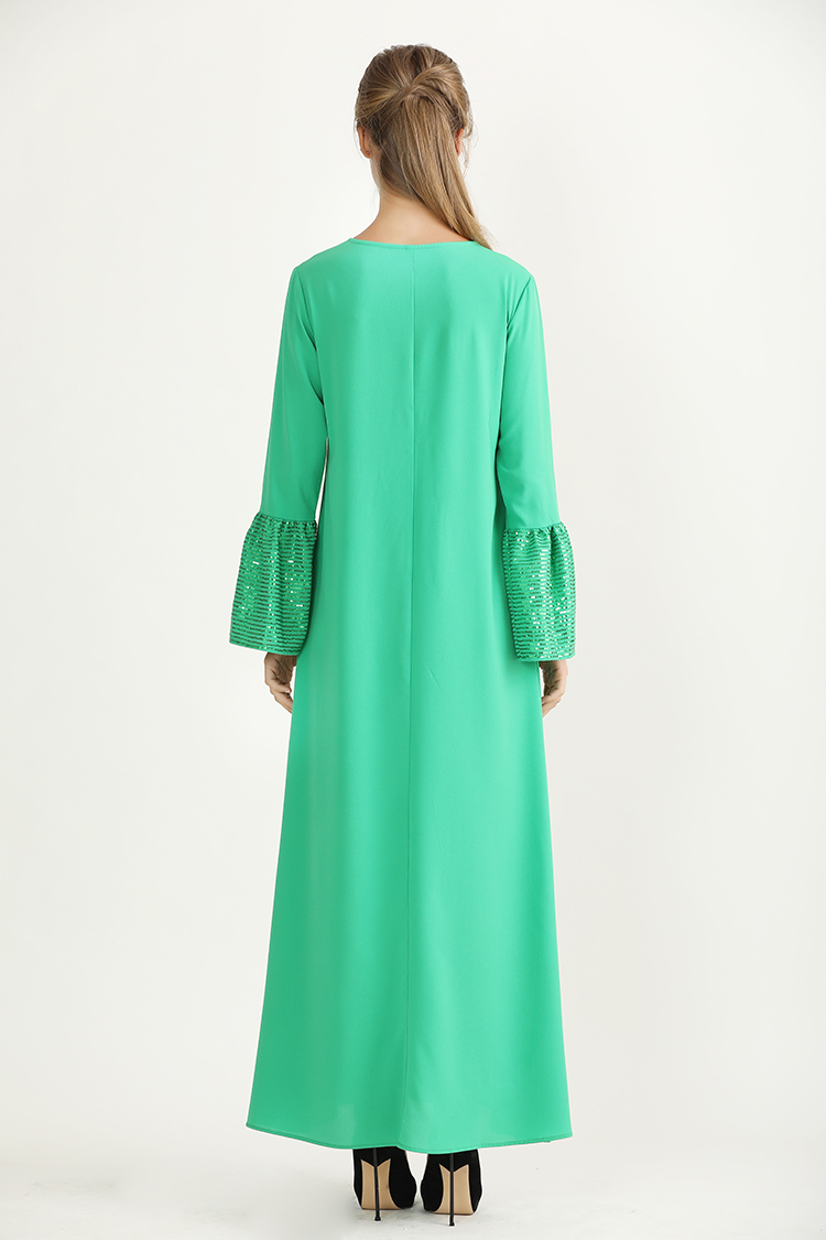 ABU dhabi clothes Saudi dubai tourism ladies visit temples robes
