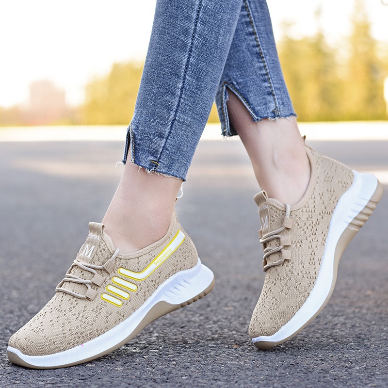 Non-slip soft knitting breathable Middle East Lady's sports shoes