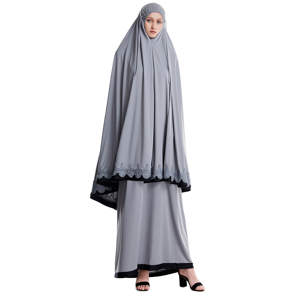 Zakiyyah designs the Arab women's burqa