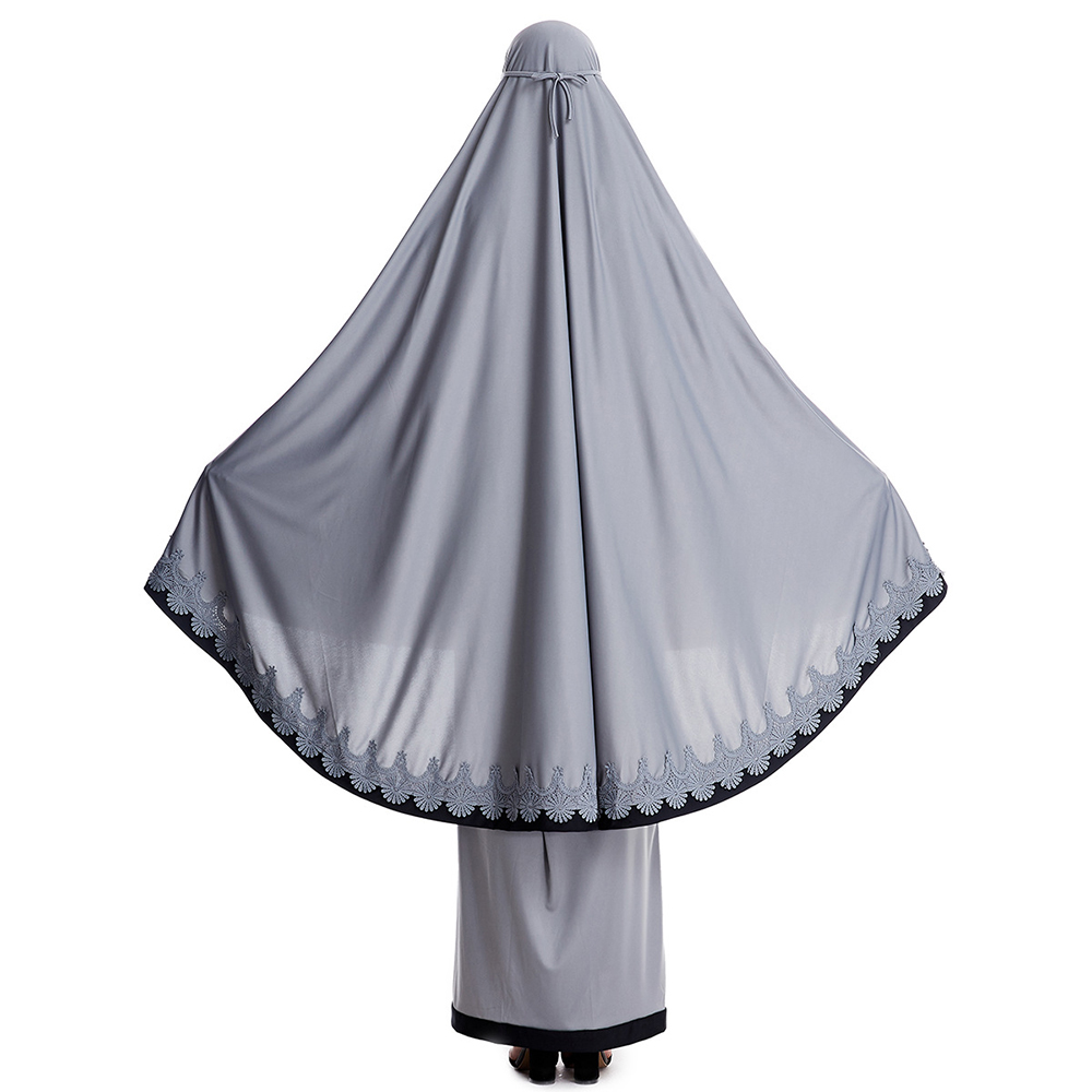 Zakiyyah designs the Arab women's burqa