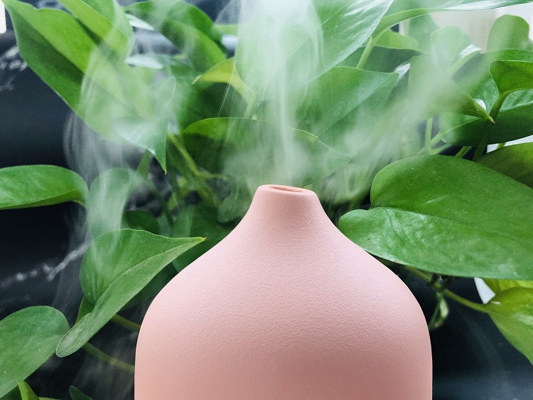 Household ceramic table aromatherapy machine