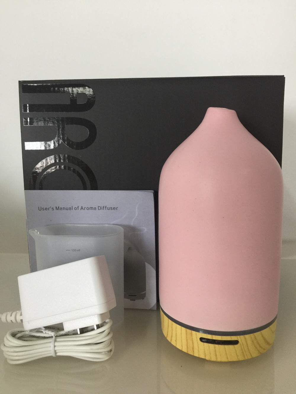 Household ceramic table aromatherapy machine