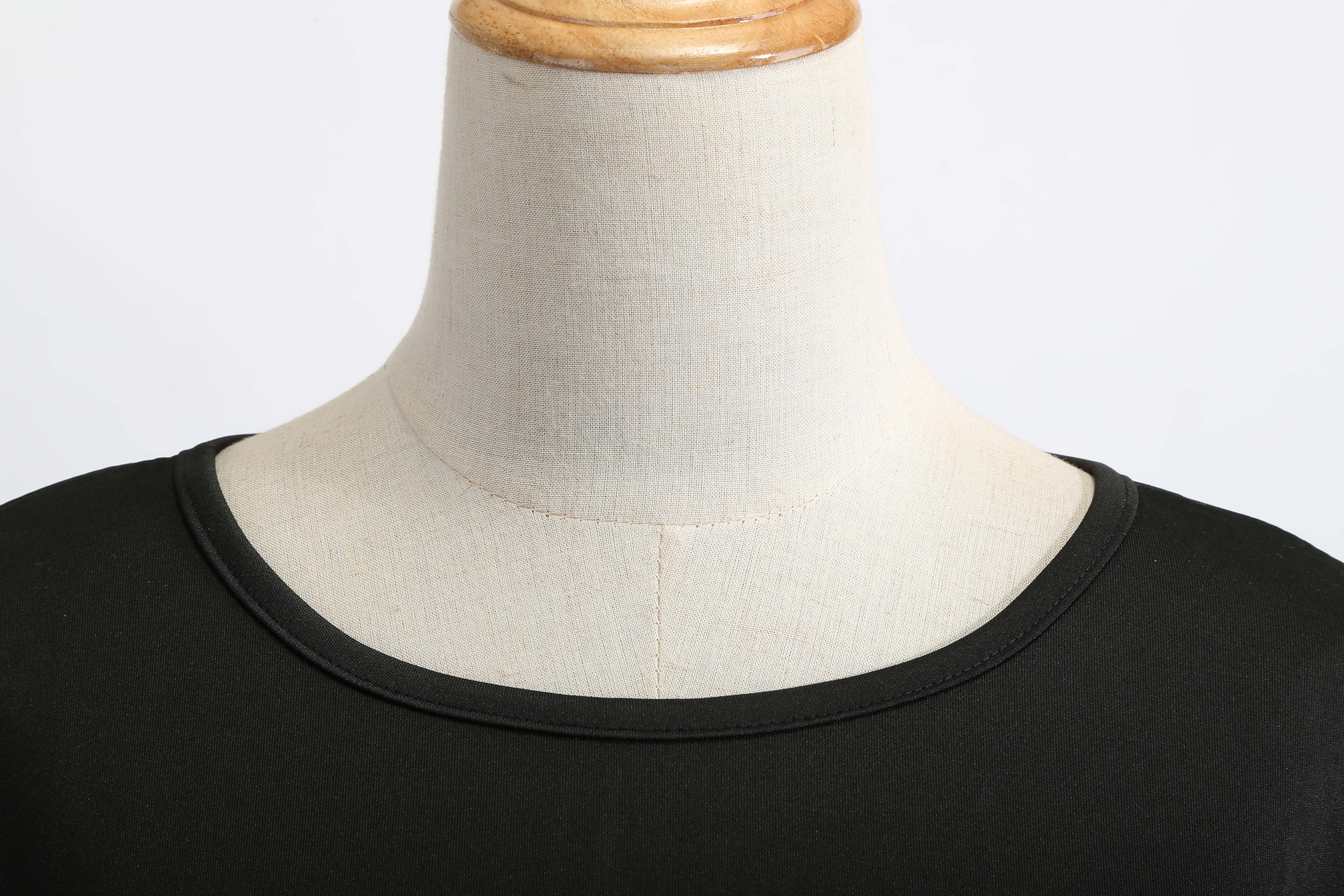 Europe and the United States new fashion wind speed to sell through printed stitching posed dress