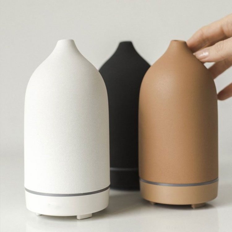 Household ceramic table aromatherapy machine