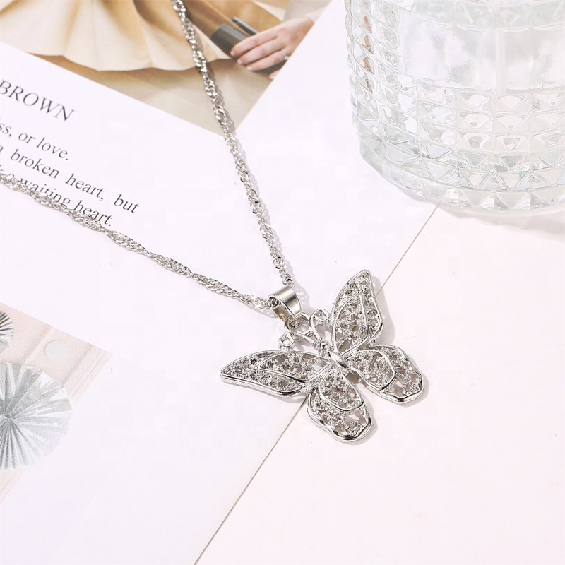 Necklace Wom