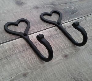 HEART HOOK S