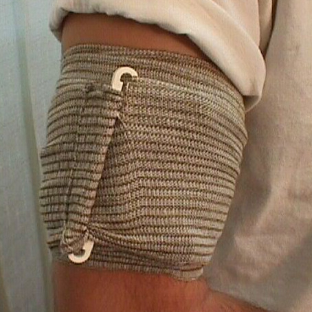 Medical with hemostatic mat emergency bandages