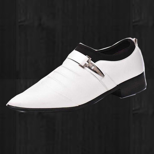 2020 new casual autumn Middle Eastern men's leather shoes