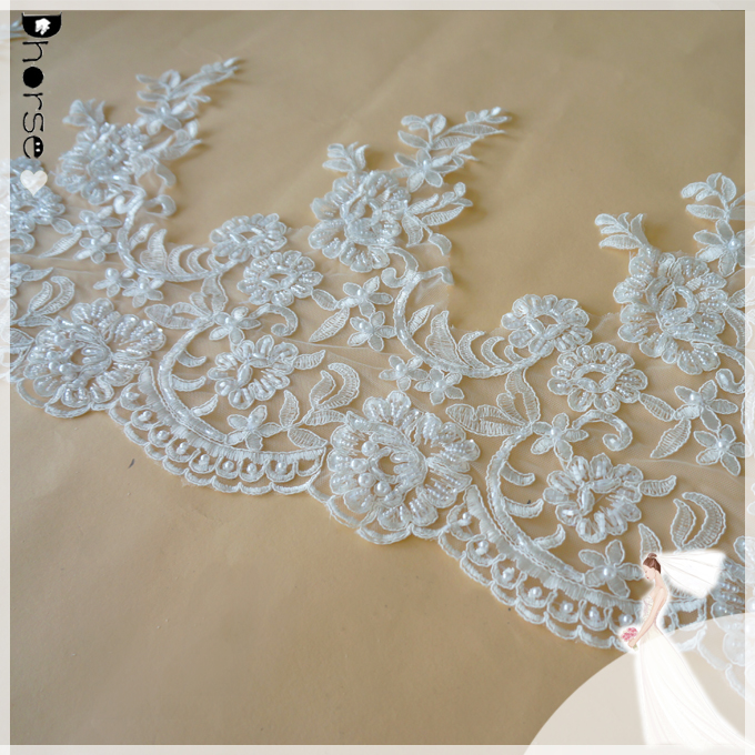 Factory direct low MOQ custom off-white nylon turkish border lace trim for wedding dress/ wedding veil 