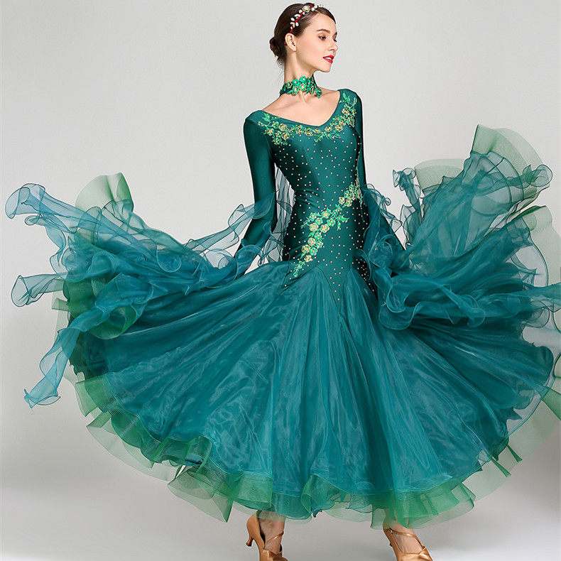 White ballroom dress long sleeves waltz dresses for ballroom dancing foxtrot dance dress standard ball dress sequins