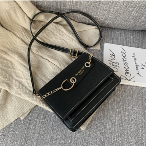 2019 French small sense of senior web celebrity texture brim ins joker ms inclined shoulder bag