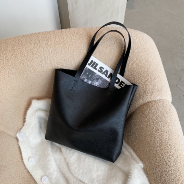 2020 the new tide fashion simple soft lady handbag large capacity