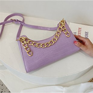 2021 new fashion and high capacity alligator pattern fashion chain lady baguette bag