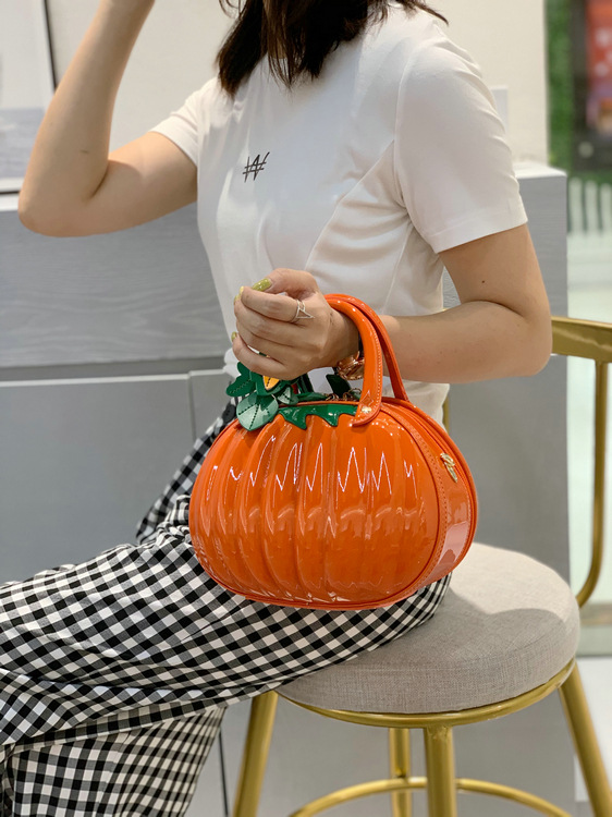 2021 New Year bright skin pumpkin creative lady handbag