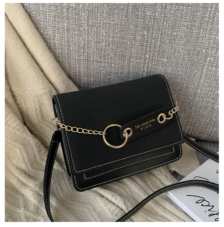 2019 French small sense of senior web celebrity texture brim ins joker ms inclined shoulder bag