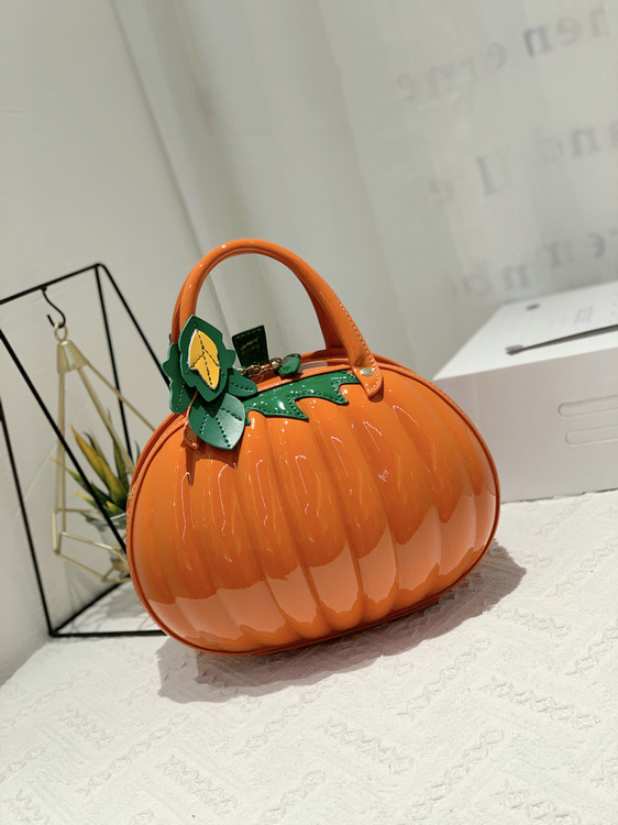 2021 New Year bright skin pumpkin creative lady handbag