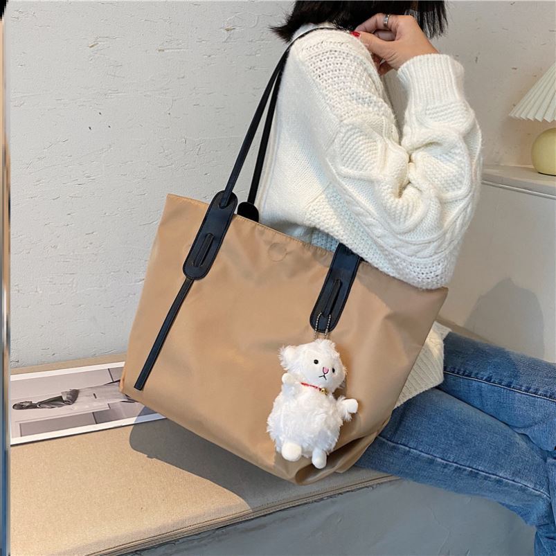 Stylish large volume winter new lady tote bag