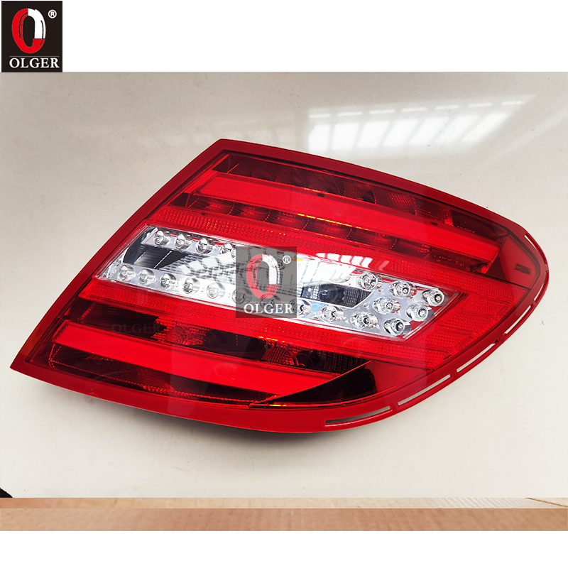 It is suitable for Mercedes-Benz C class W204 factory car tail light