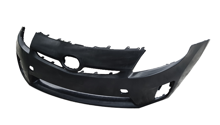 Toyota Carola Fielder NZE121 has new spare parts for the front bumper