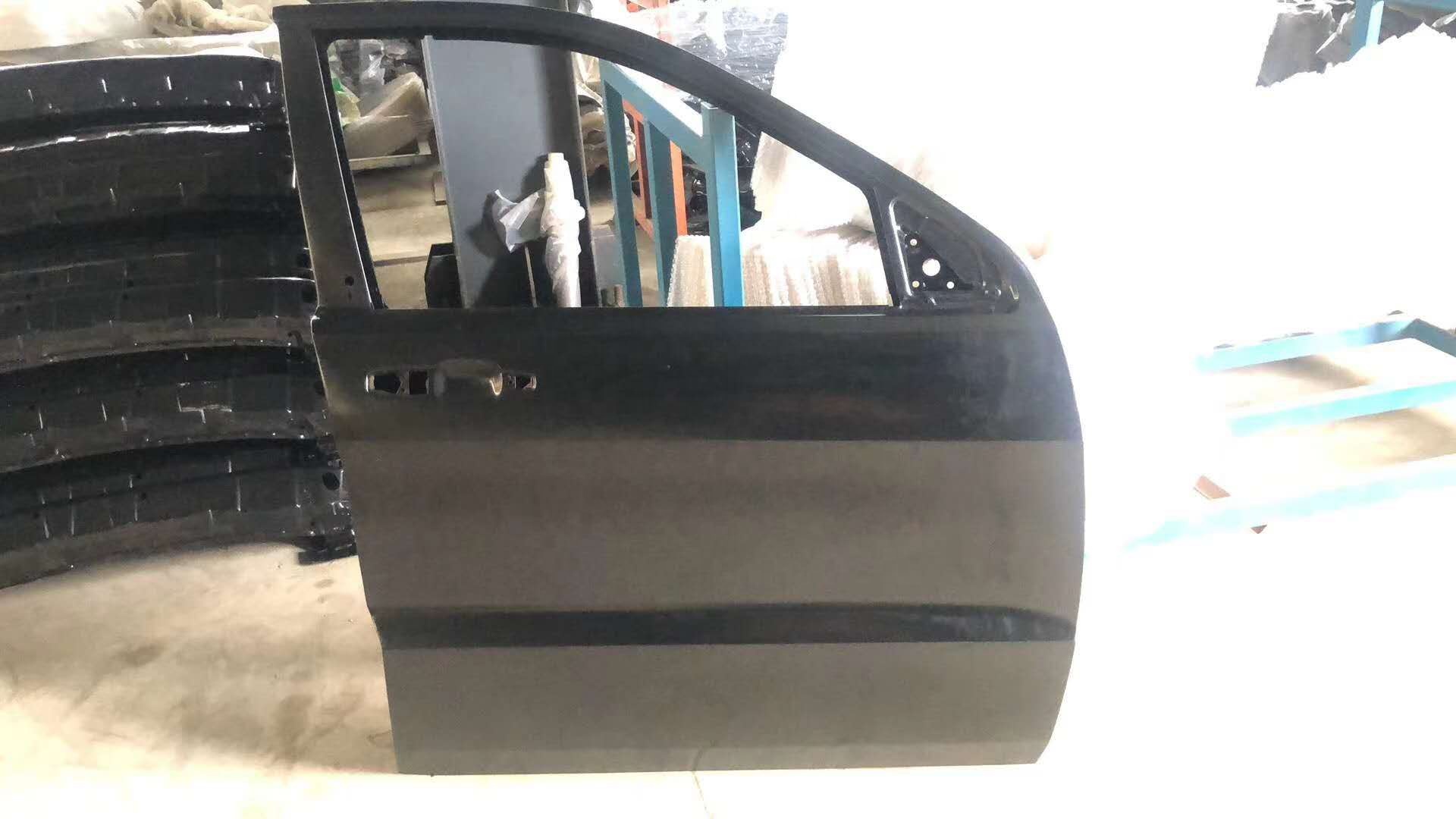 Jeep Cherokee body parts front and rear doors