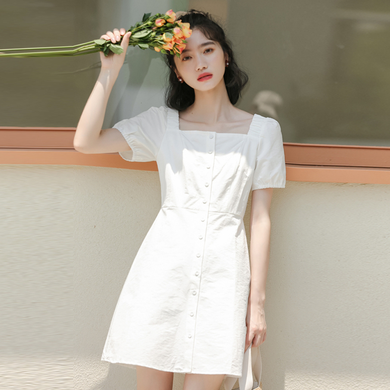 2021年新款早春小个子方领夏季少女连衣裙