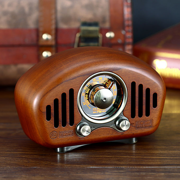 2021年火爆销售经典木质台式FM AM收音机