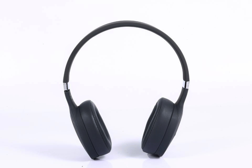 免费样品深低音OEM金属头舒适耳机