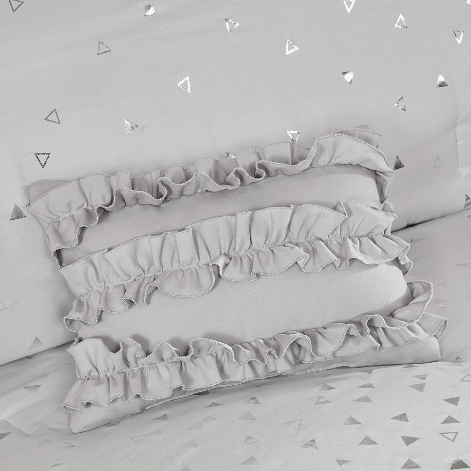 Newly designed triangle metal printed ultra-soft hypoallergenic 4 piece bedding set