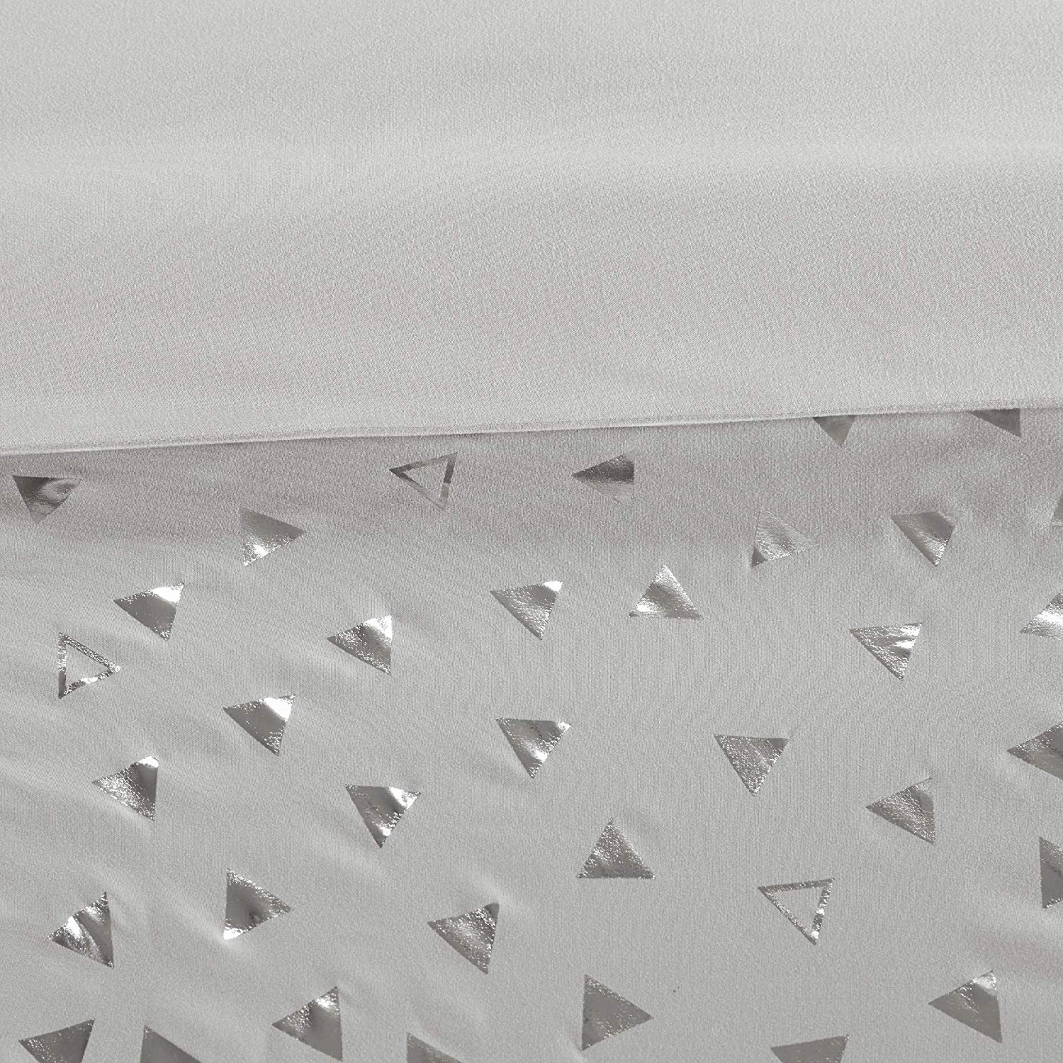 Newly designed triangle metal printed ultra-soft hypoallergenic 4 piece bedding set